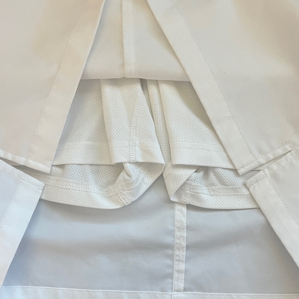 Adidas Women's White Clima Cool skort - Classic Clean Look size 8 - Picture 7 of 14
